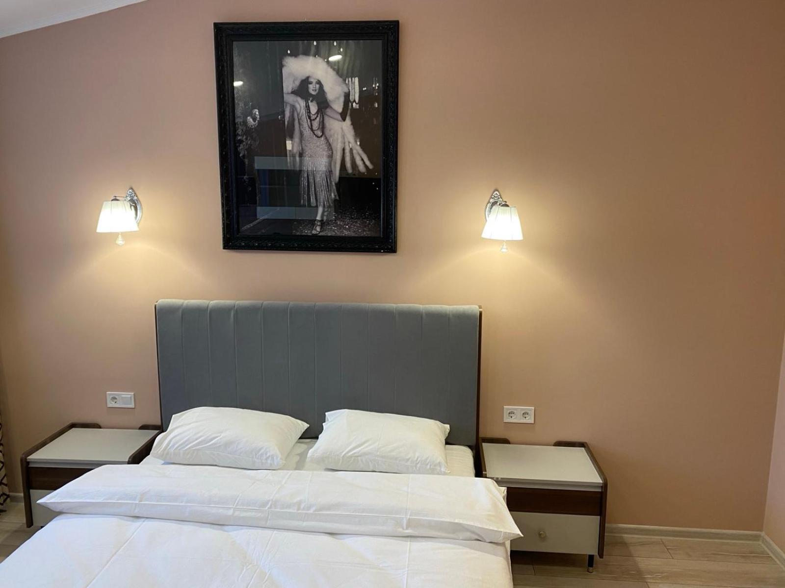 Kyiv Central Apart Hotel Bagian luar foto